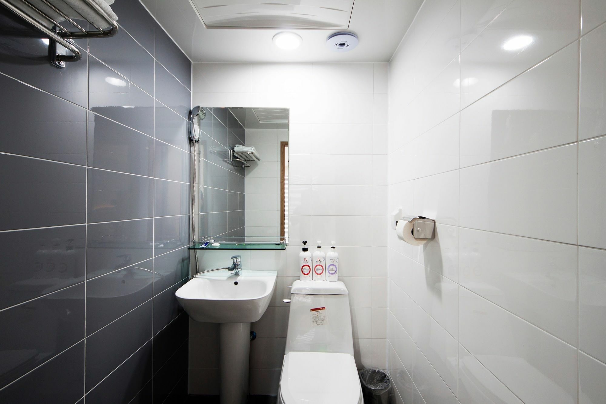 K-Grand Hostel Yeosu Exterior photo