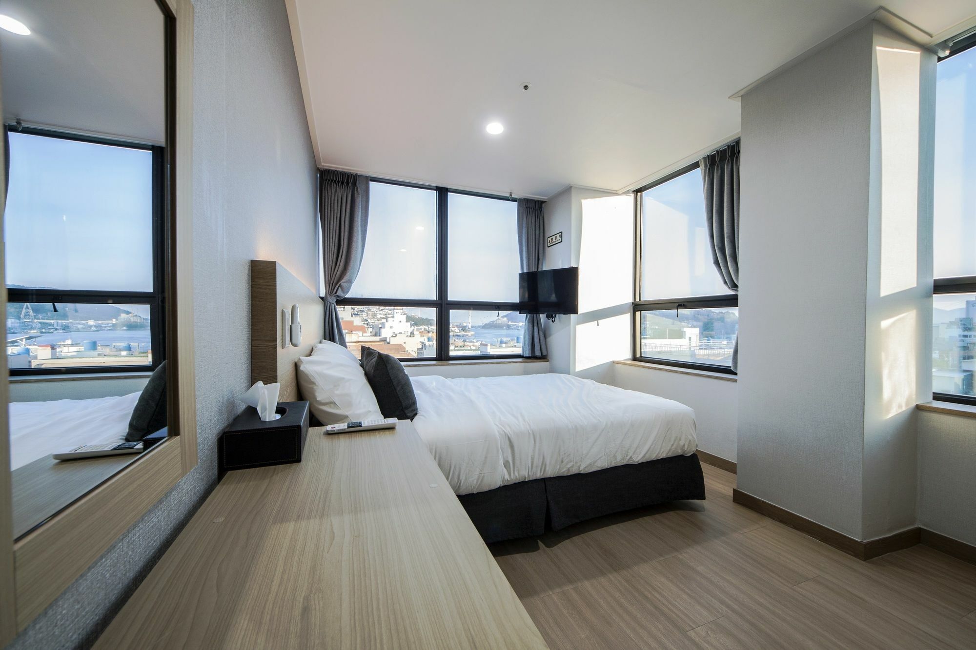 K-Grand Hostel Yeosu Exterior photo